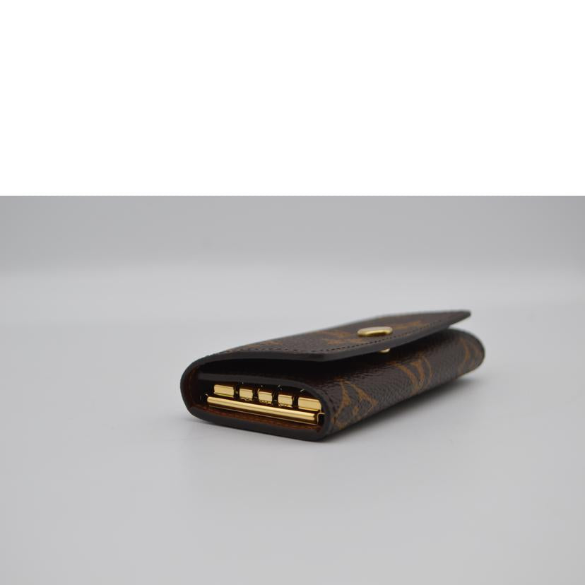 LV ルイヴィトン/ミュルティクレ4新型/モノグラム/M69517//FRI****/SAランク/89