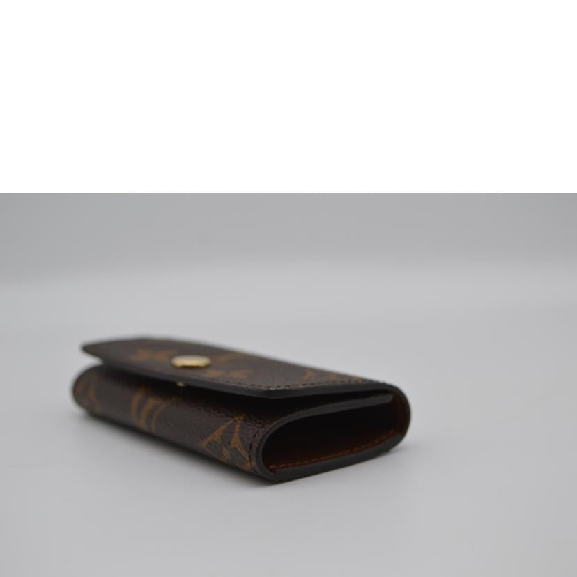 LV ルイヴィトン/ミュルティクレ4新型/モノグラム/M69517//FRI****/SAランク/89