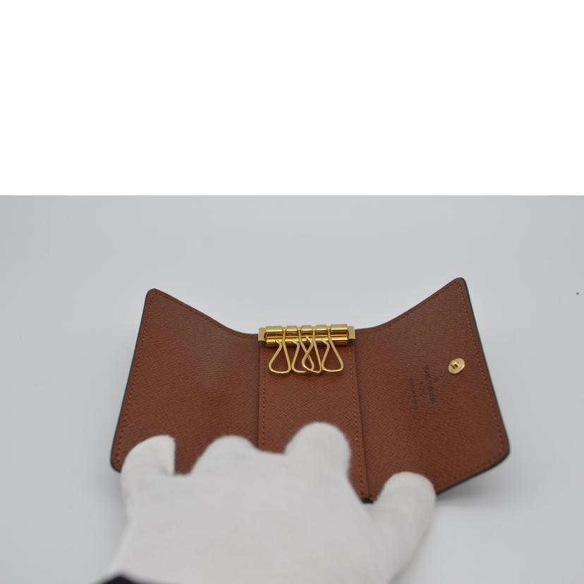 LV ルイヴィトン/ミュルティクレ4新型/モノグラム/M69517//FRI****/SAランク/89