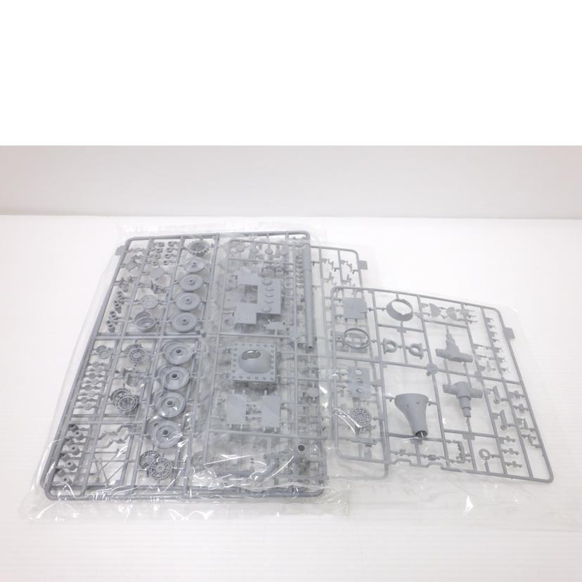 AmusingHobby アミュージングホビー/1/35 ドイツ E-100 超重駆逐戦車//Sランク/88