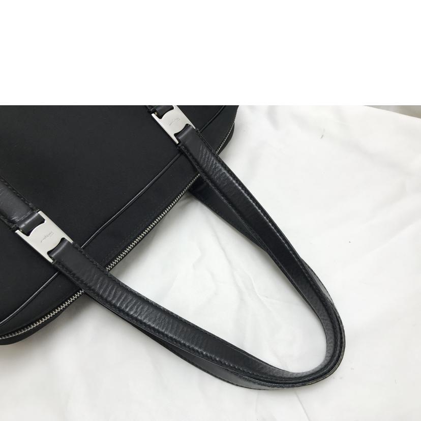 Ferragamo フェラガモ/ミニボストン/AU-21//076*/Bランク/51