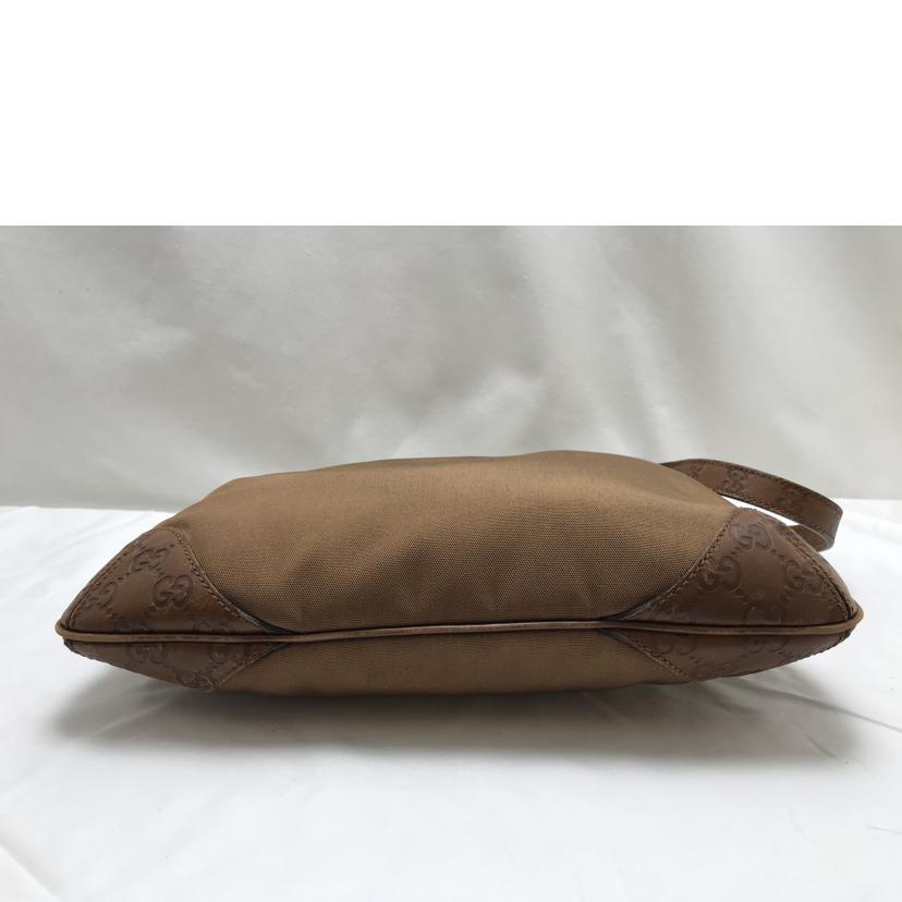 GUCCI グッチ/グッチシマナイロンGGレザーショルダーバッグ/248272//204***/Bランク/51