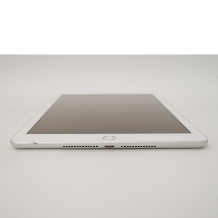 Apple アップル/iPad 第6世代 Wi-Fiモデル 32GB シルバー/MR7G2J/A//DMPZ5GEPJF8K/Bランク/69