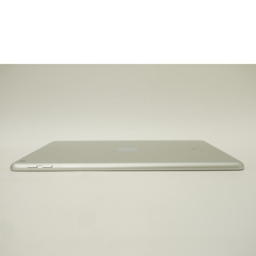Apple アップル/iPad 第6世代 Wi-Fiモデル 32GB シルバー/MR7G2J/A//DMPZ5GT8JF8K/Bランク/69