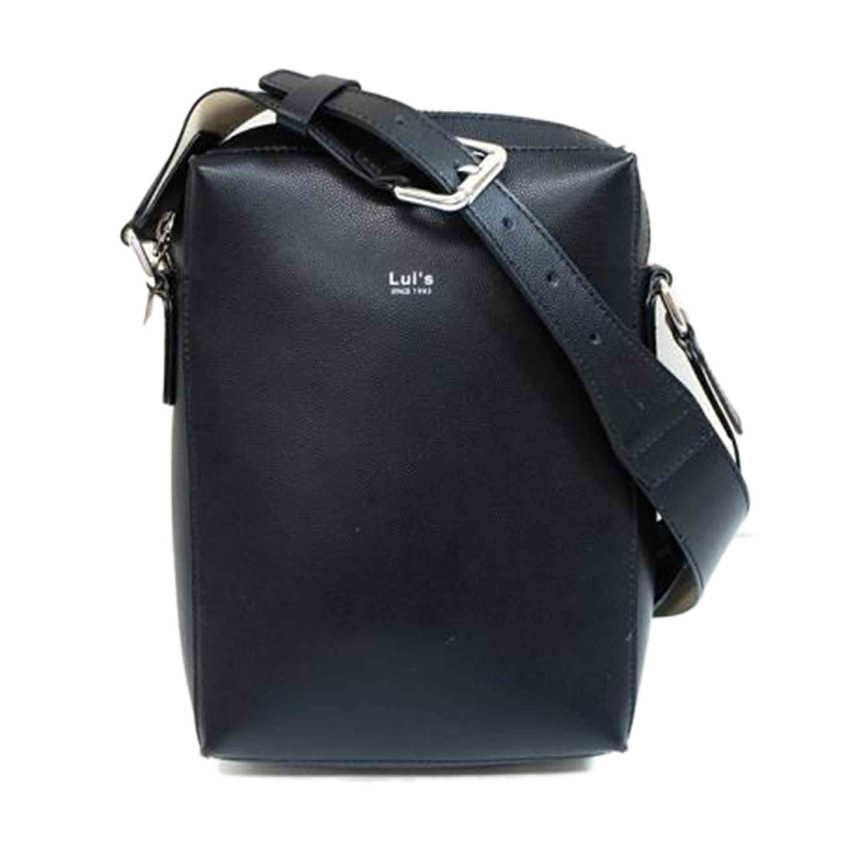Lui‘s ルイス/Lui's レザーミニショルダーバッグ 黒//ABランク/71