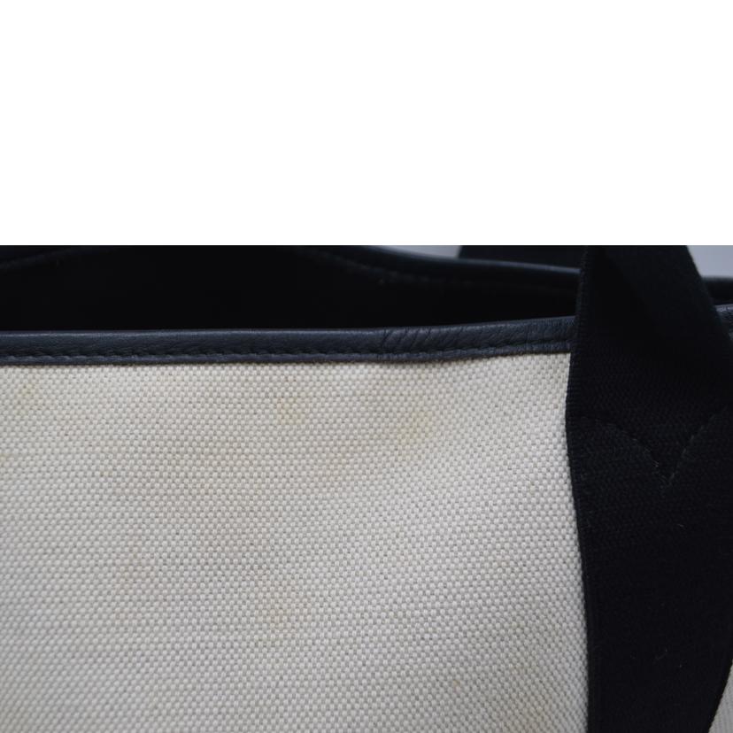 BALENCIAGA バレンシアガ/ネイビーカバスS/アイボリー/339933//002***/Bランク/89