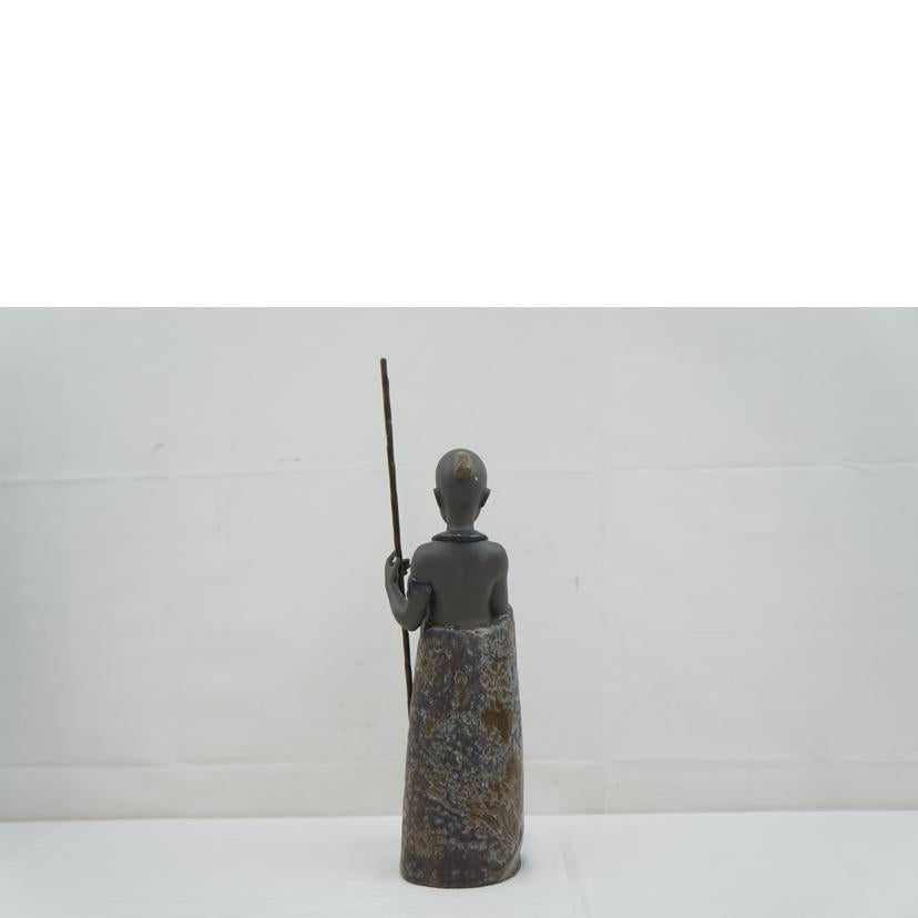 LLADRO リヤドロ/大地の少年/リヤドロ/01012507//ABランク/67