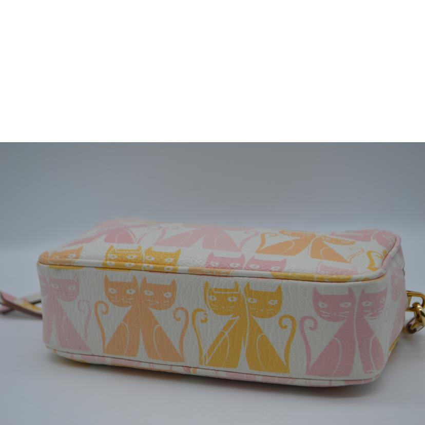 miu miu ミュウミュウ/マドラスキャットコロレザーショルダー/ベタロ/5NF011//158/Aランク/89