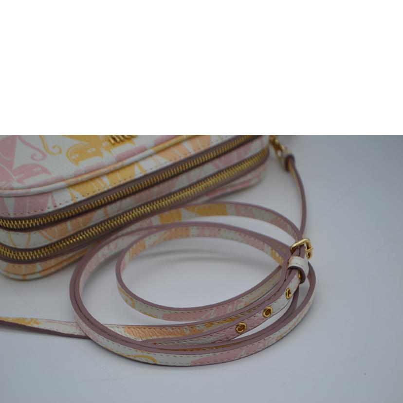 miu miu ミュウミュウ/マドラスキャットコロレザーショルダー/ベタロ/5NF011//158/Aランク/89