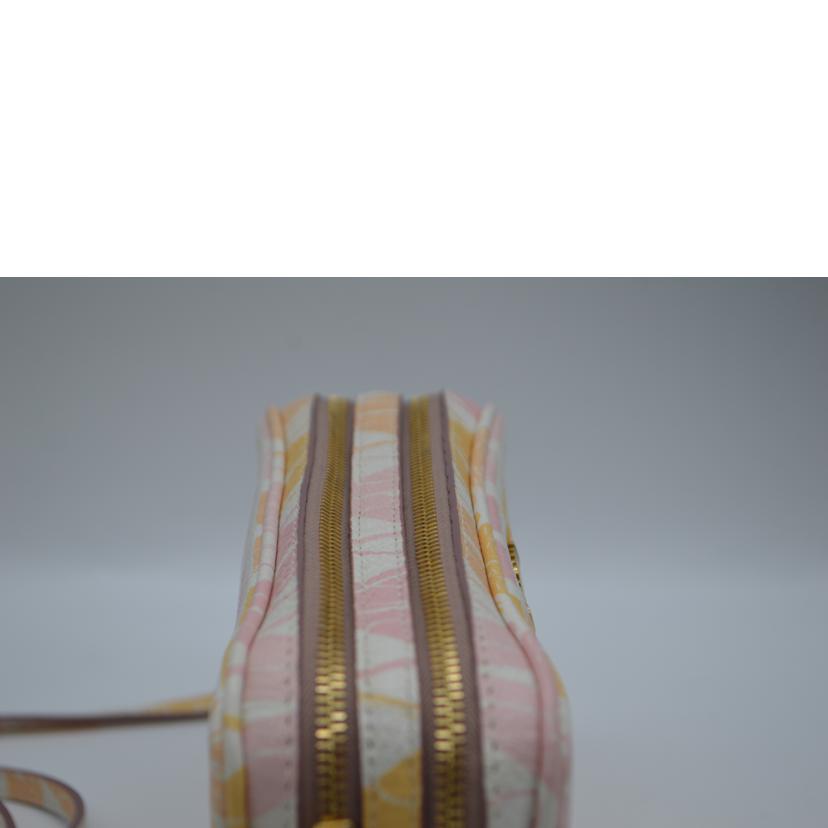 miu miu ミュウミュウ/マドラスキャットコロレザーショルダー/ベタロ/5NF011//158/Aランク/89