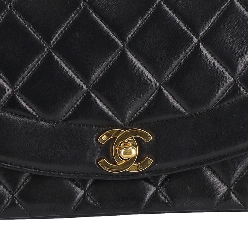 CHANEL シャネル/マトラッセラムスキンダイアナフラップショルダー//385****/Bランク/75