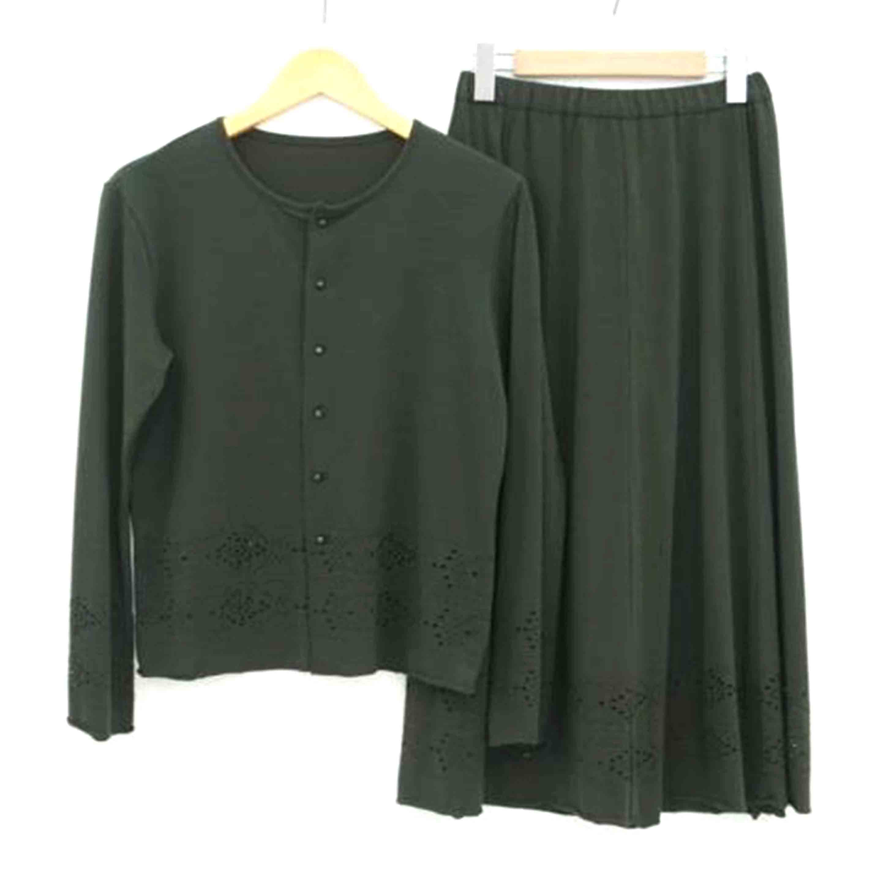 ISSEY MIYAKE イッセイミヤケ/セットアップ/HA23JJ372//Aランク/24