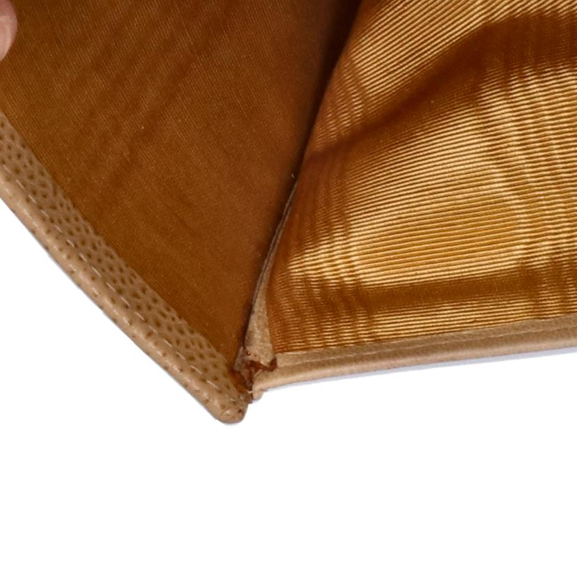 CHANEL シャネル/キャビアスキン二つ折ガマ口長財布//748****/ABランク/84