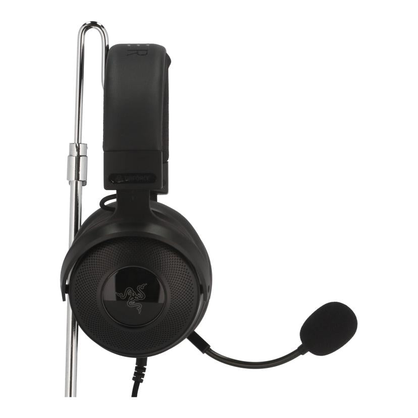 Razer レイザー /ゲーミングヘッドセット/KRAKEN V3/RZ04-03770200-R3M1//HN2219D210/Bランク/70
