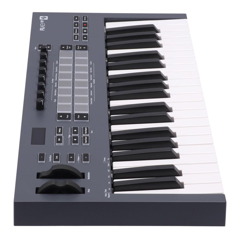 NOVATION ノベーション /MIDIキーボードコントローラー/FLKEY37//F3FMK1F2C042BE/Bランク/75
