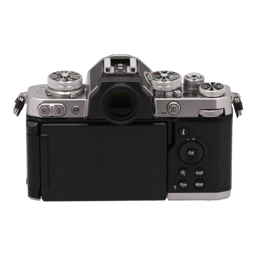 Nikon ニコン/ミラーレス一眼 レンズキット/Z fc 16-50 VR レンズキット//2032747/Aランク/42