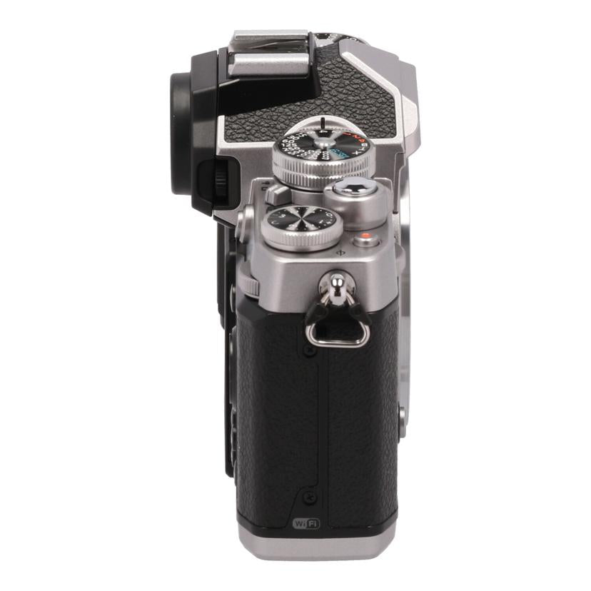 Nikon ニコン/ミラーレス一眼 レンズキット/Z fc 16-50 VR レンズキット//2032747/Aランク/42