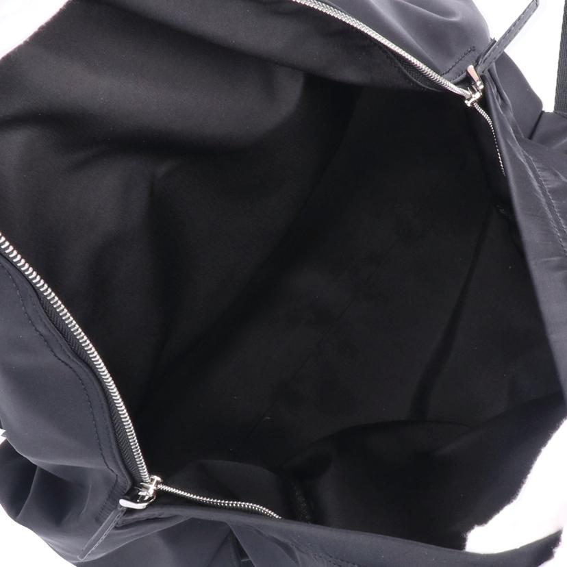 GIVENCHY ジバンシィ/ナイロンリュック/ブラック//SAランク/70