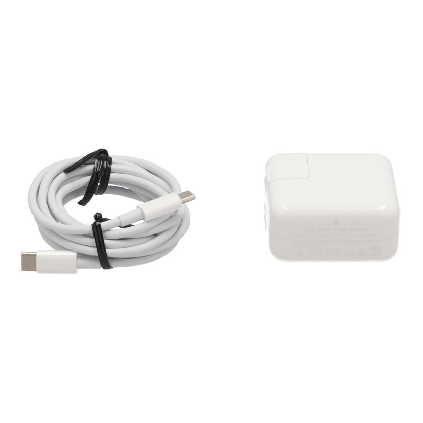 Apple アップル /MacBook Air(M1,2020)/MGNE3J/A//FVFH33FVQ6LD/Bランク/67