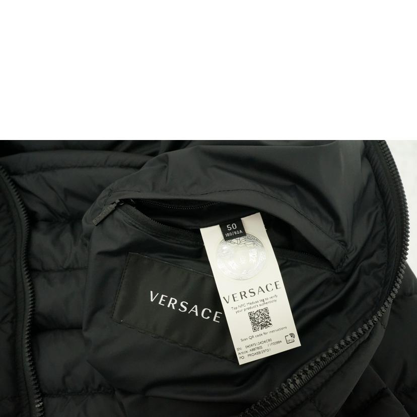 VERSACE ヴェルサーチ/ダウンジャケット/A88780S//サイズ 50/Bランク/05