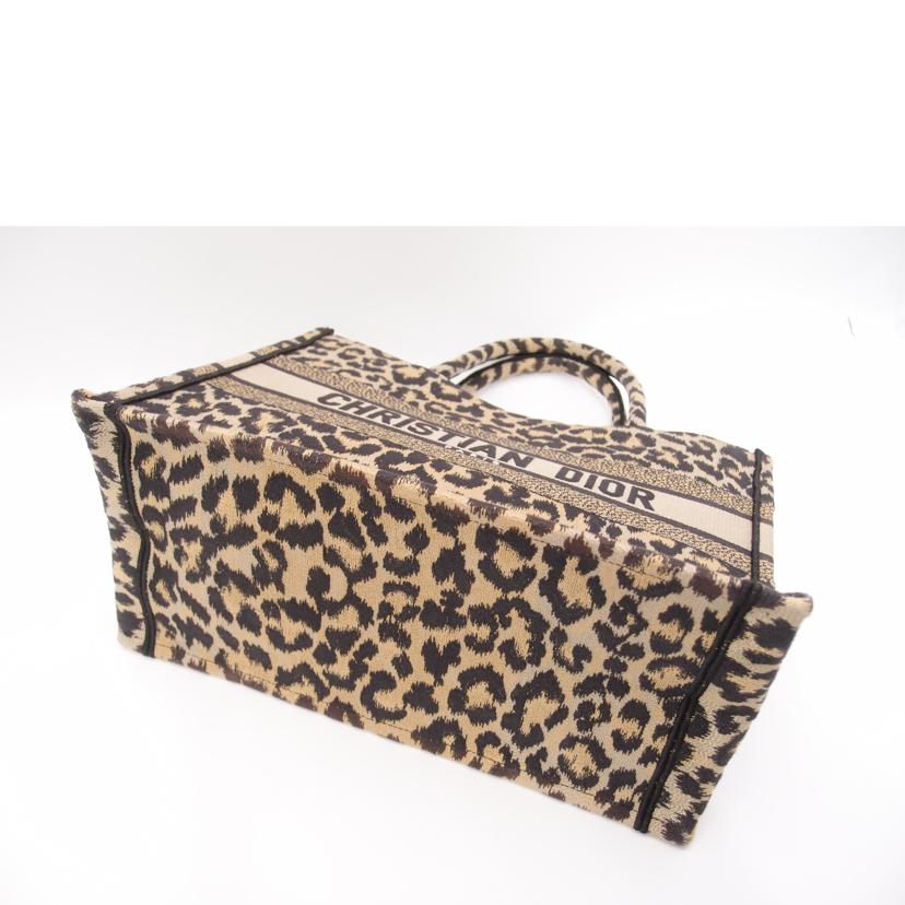 ChristianDior クリスチャンディオール/ブックトートミディアム/レオパード/M1296ZRHM//50-*******/Aランク/69