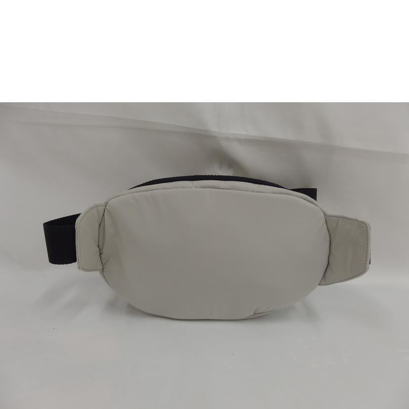 MONCLER MONCLER/MONCLERクロスボディーバッグ/H109A5M00004 M1574//Aランク/82