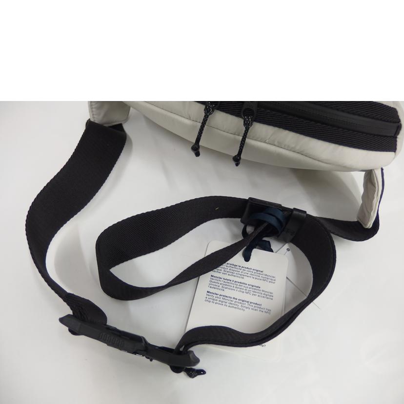 MONCLER MONCLER/MONCLERクロスボディーバッグ/H109A5M00004 M1574//Aランク/82