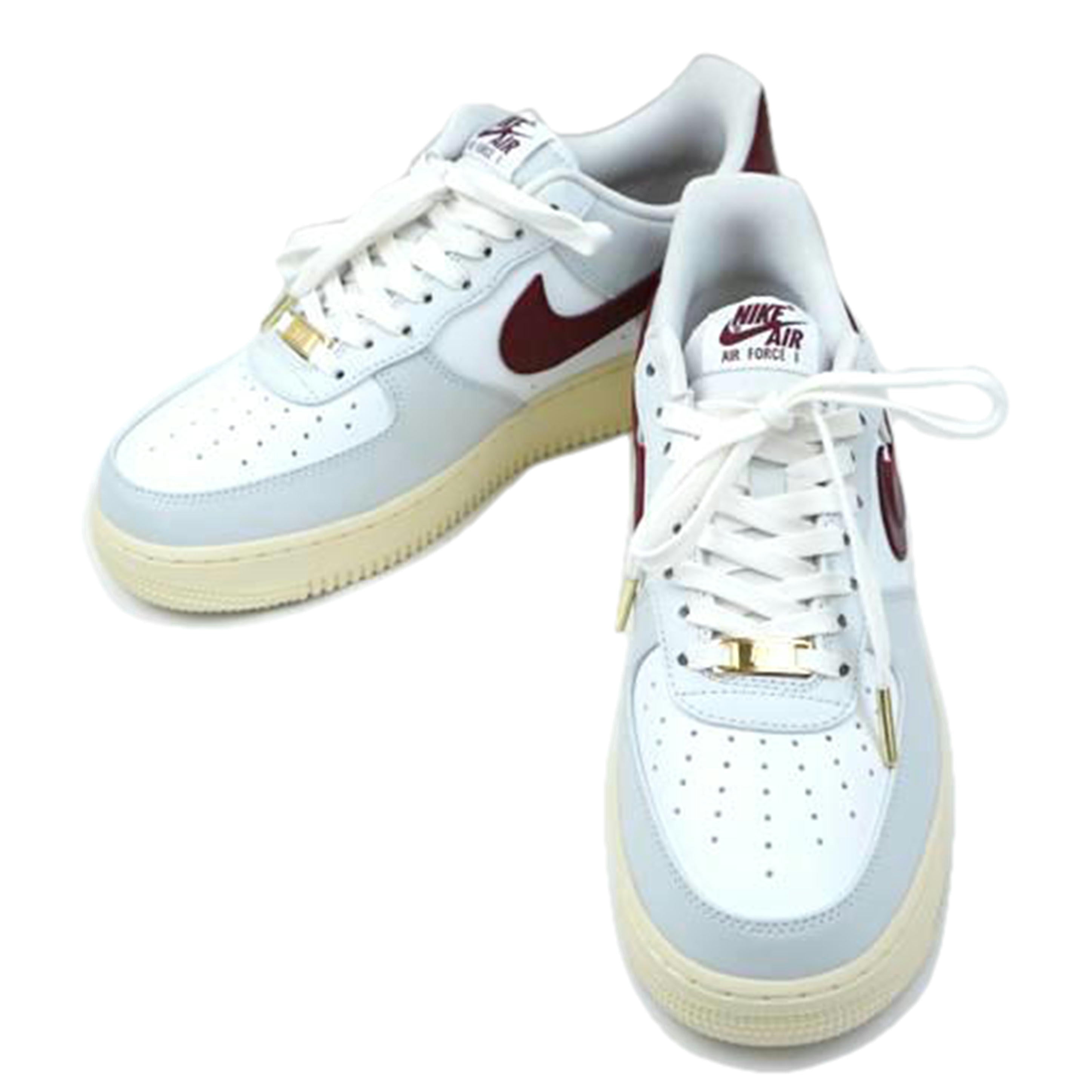 NIKE ナイキ/NIKE WMNS AIR FORCE 1 07 SE 27.0/DV7584-001//Aランク/67