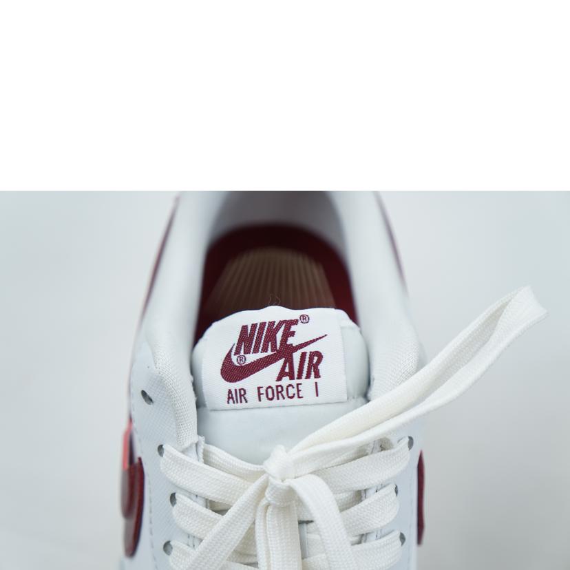 NIKE ナイキ/NIKE WMNS AIR FORCE 1 07 SE 27.0/DV7584-001//Aランク/67