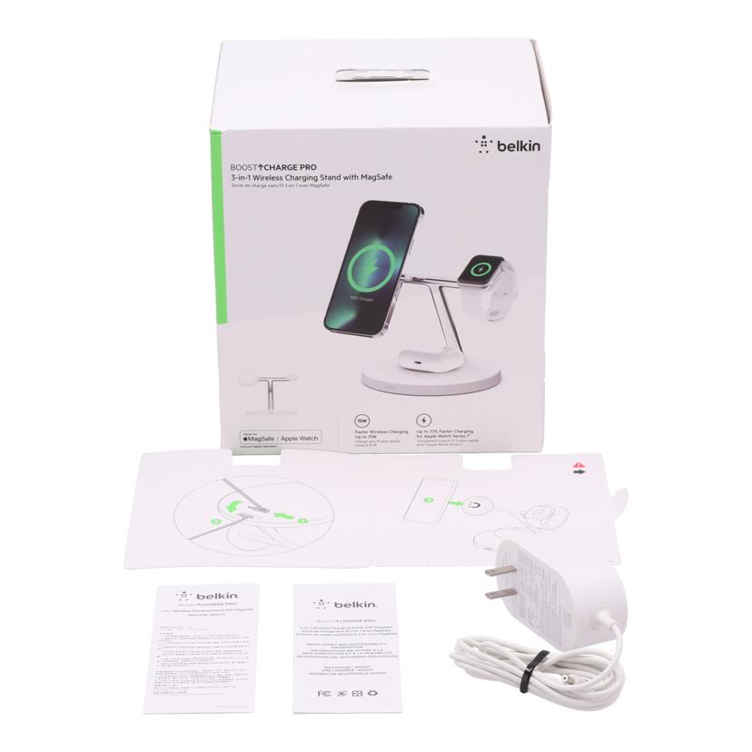 Belkin ベルキン /MagSafe対応3-in-1ワイヤレス充電器15W/WIZ017DQWH//52B10F68C79513/Bランク/85