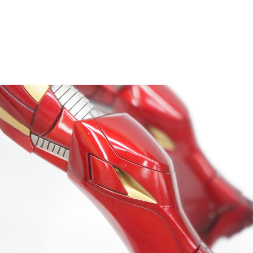 HOT TOYS ホットトイズ/ムービー・マスターピース アベンジャーズ アイアンマン・マーク7 1/6スケールアクションフィギュア//Bランク/05