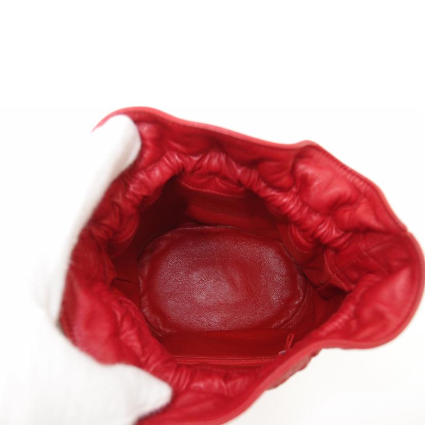 CHANEL/マトラッセ巾着チェーンショルダー/レッド//053****/Aランク/69