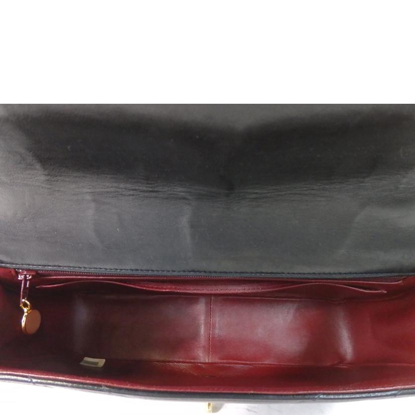 CHANEL シャネル/シェブロン/ココマークVステッチショルダーバッグ/黒/ゴールド金具//205****/Bランク/84