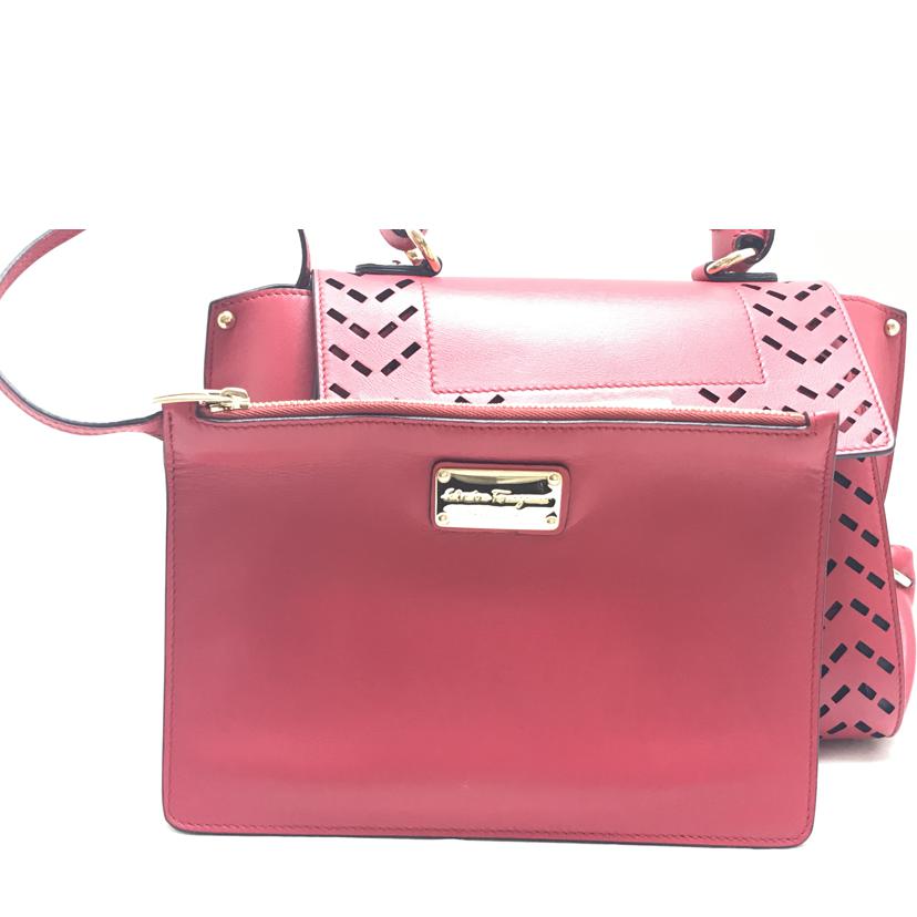 Ferragamo フェラガモ/ソフィア パンチング ショルダーバッグ/FZ-21//G34*/Aランク/51