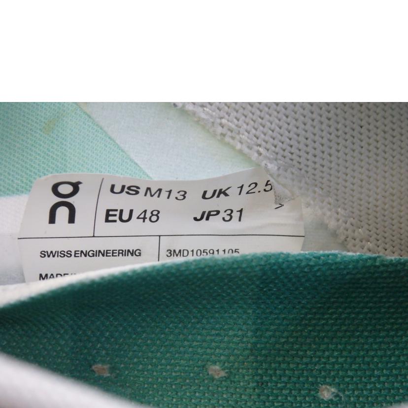 On オン/CLOUD BOOM ECHO3/31㎝//Bランク/84