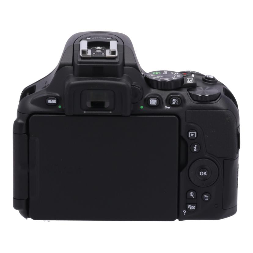 Nikon ニコン /デジタル一眼 ダブルズームキット/D5600 ダブルズームキット//2178077/Bランク/69