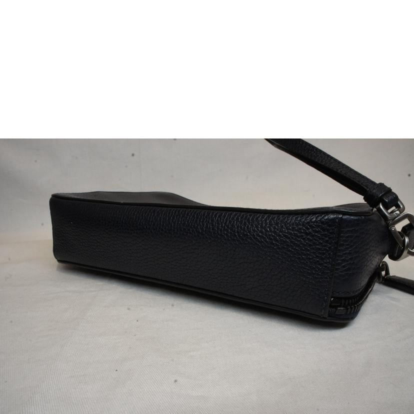 PRADA プラダ/レザークラッチバッグWファスナー/セカンドバッグ/2VF052//56/*/Aランク/92