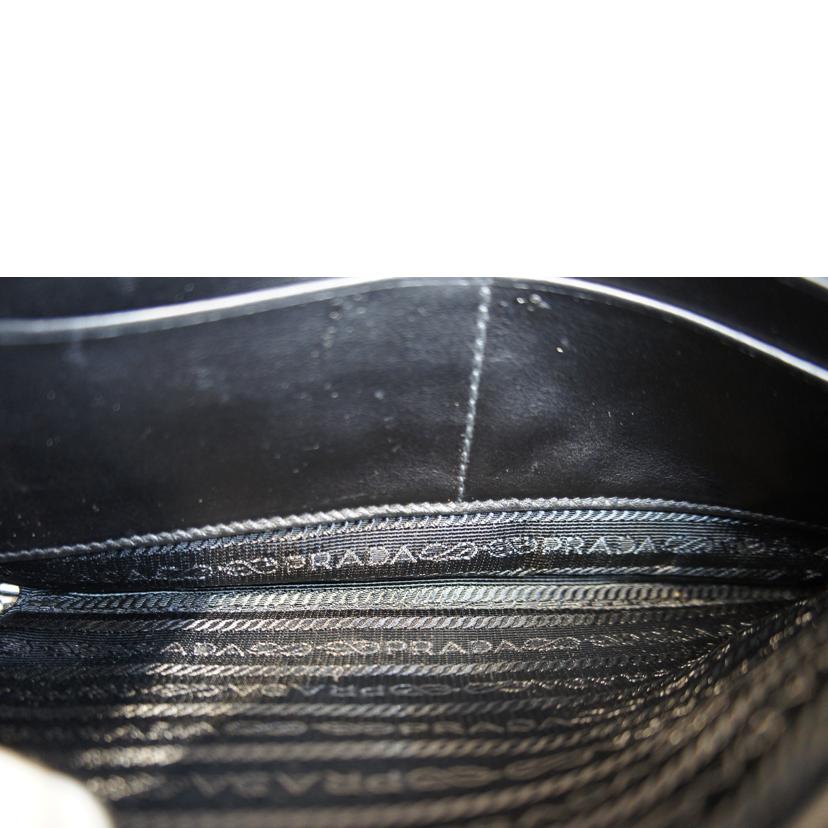 PRADA プラダ/レザークラッチバッグWファスナー/セカンドバッグ/2VF052//56/*/Aランク/92