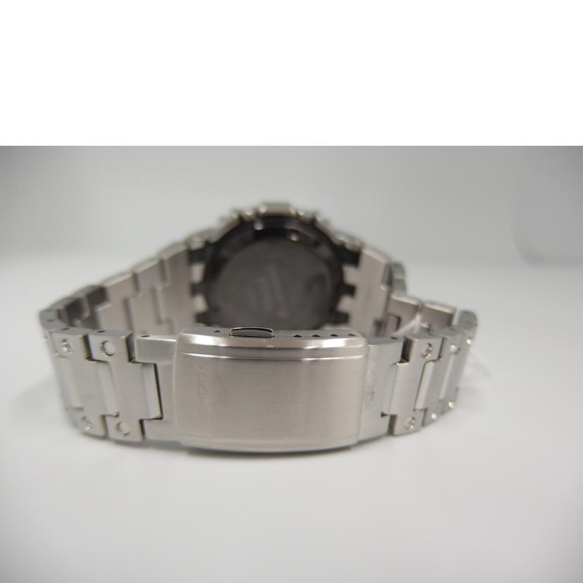 CASIO/G-SHOCK/フルメタル/電波ソーラー/GMW-B5000//201*****/Aランク/82