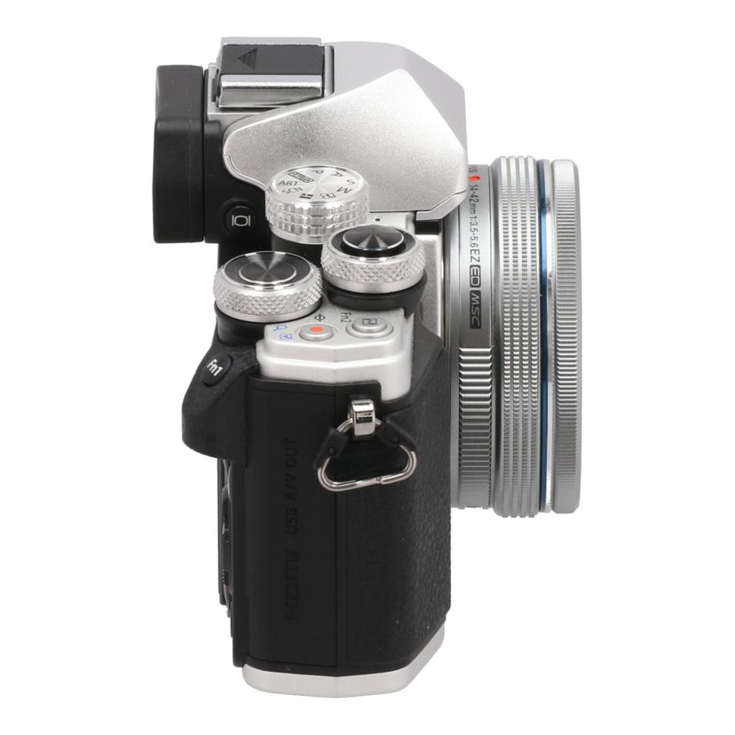 OLYMPUS オリンパス /ミラーレス一眼 レンズキット/E-M10II EZレンズキット//BHKD19696/Bランク/67