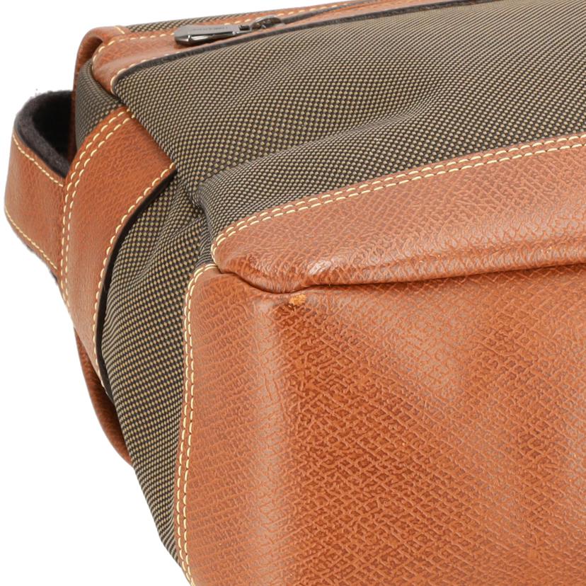 LONGCHAMP ロンシャン/ボックスフォードLメッセンジャーバッグ/L2824080042//109*******/Aランク/77