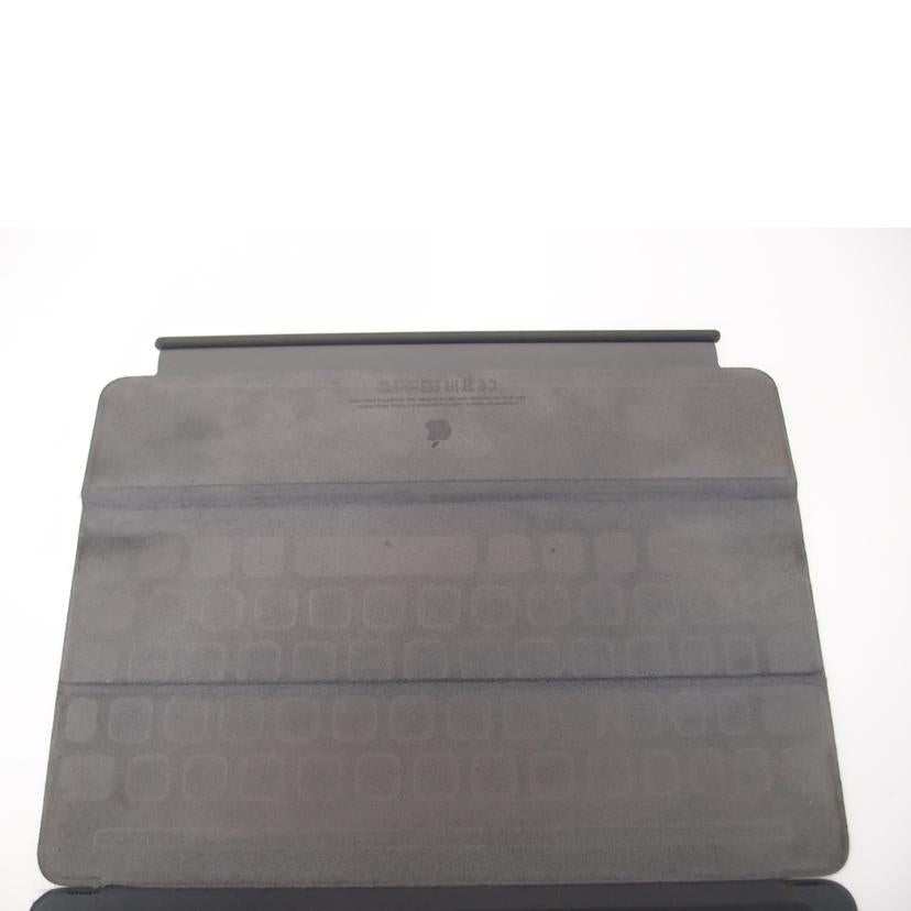 Apple アップル/10.5インチiPad Pro用 Smart Keyboard/MPTL2J/A//FTPZG169JY6W/Bランク/69