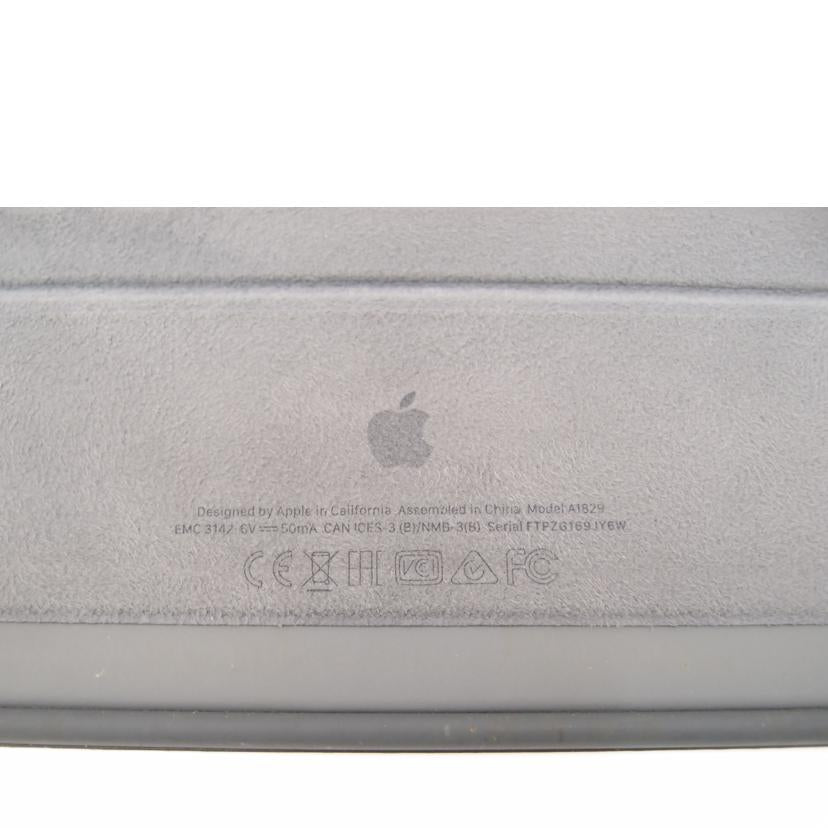 Apple アップル/10.5インチiPad Pro用 Smart Keyboard/MPTL2J/A//FTPZG169JY6W/Bランク/69