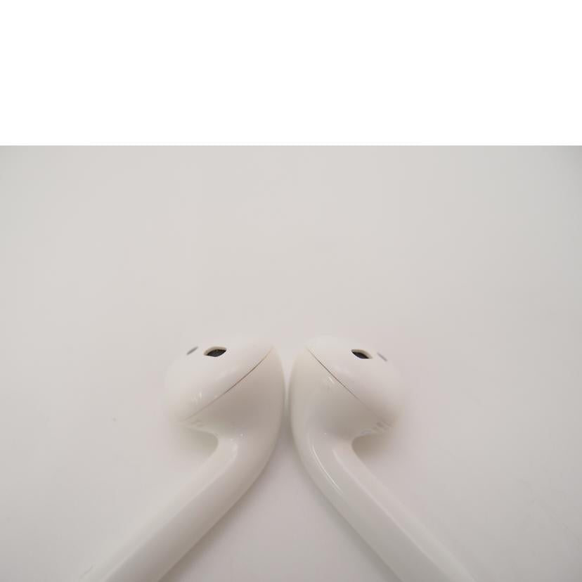 Apple アップル/AirPods 第2世代/PV7N2J/A//GFFC2HG8LX2Y/ABランク/69