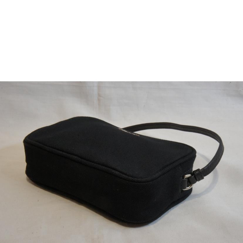PRADA プラダ/キャンバススクエアポーチブラック//204/Aランク/92