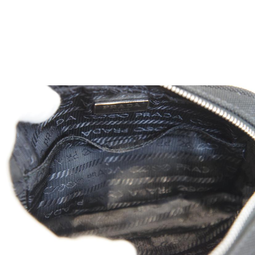 PRADA プラダ/キャンバススクエアポーチブラック//204/Aランク/92