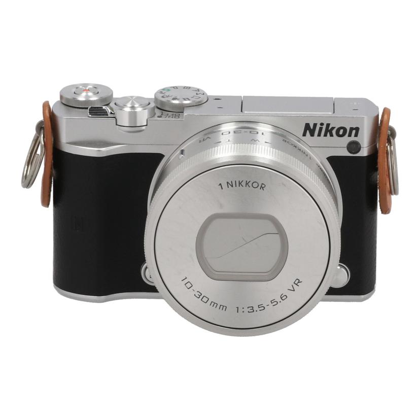 Nikon ニコン /ミラーレス一眼 ダブルレンズキット/Nikon 1 J5 ダブルレンズキット//23019216/Cランク/78