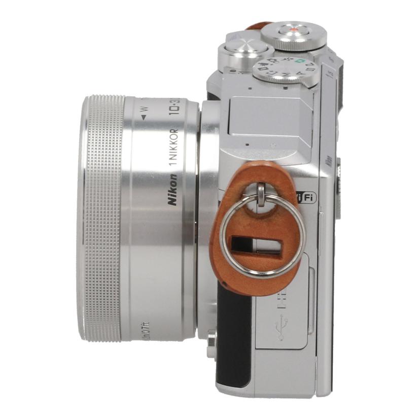 Nikon ニコン /ミラーレス一眼 ダブルレンズキット/Nikon 1 J5 ダブルレンズキット//23019216/Cランク/78