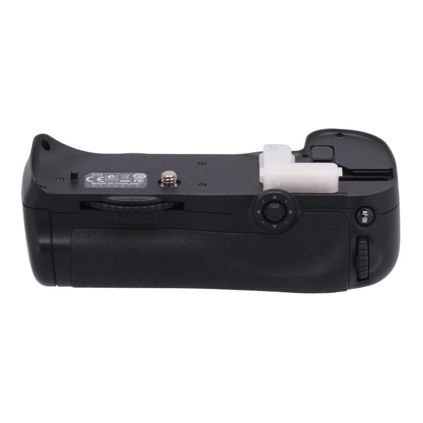 Nikon ニコン/マルチパワーバッテリーパック/MB-D10//2134217/Bランク/62