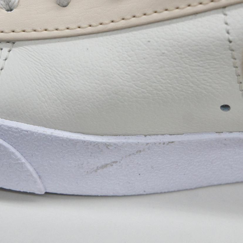 NIKE ナイキ/ブレーザー MID 77 EMB オレンジ/DQ7674 001//ABランク/42